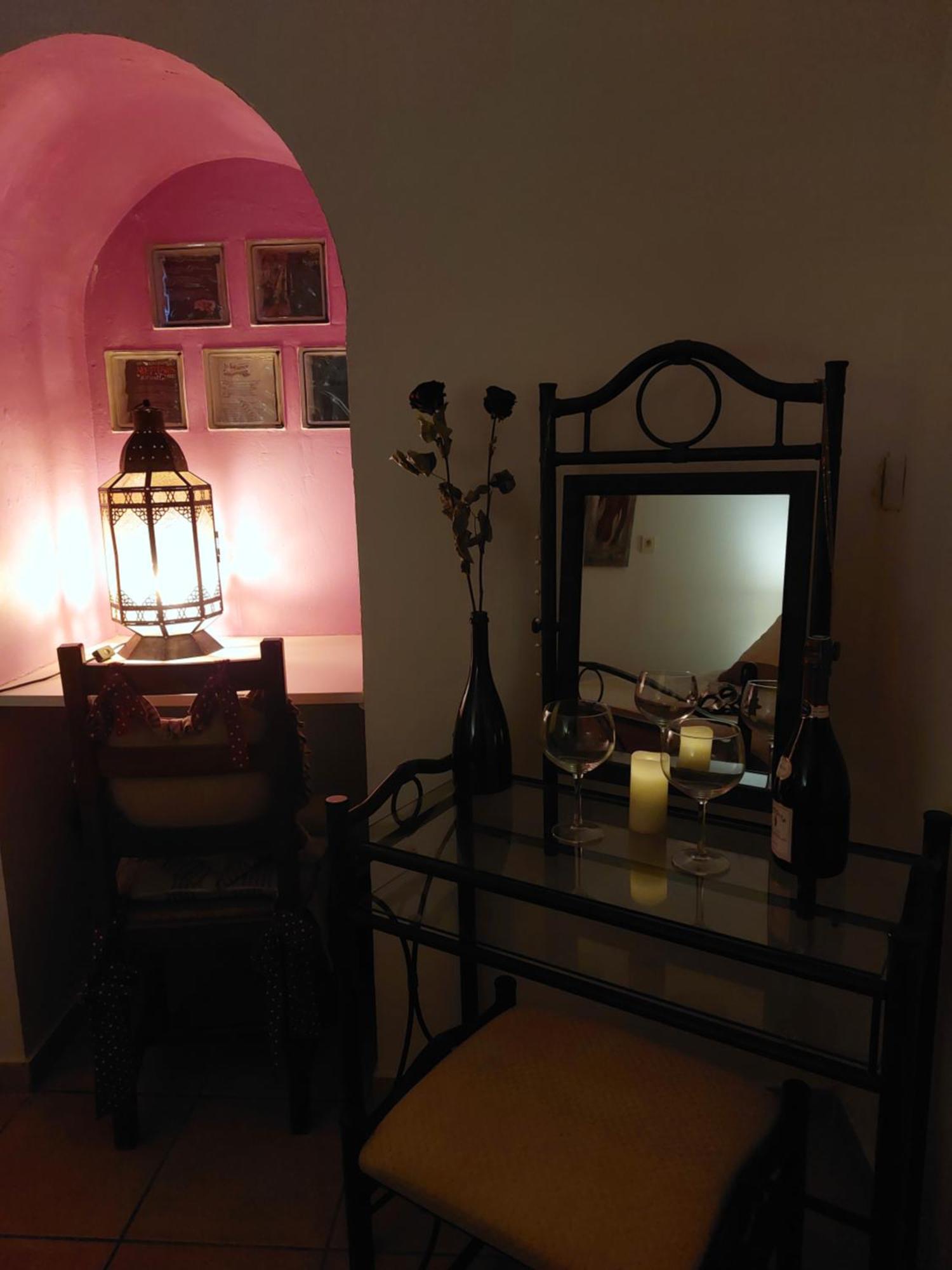Chambre Love Romantique Avec Spa Privee Calvi  Exterior photo